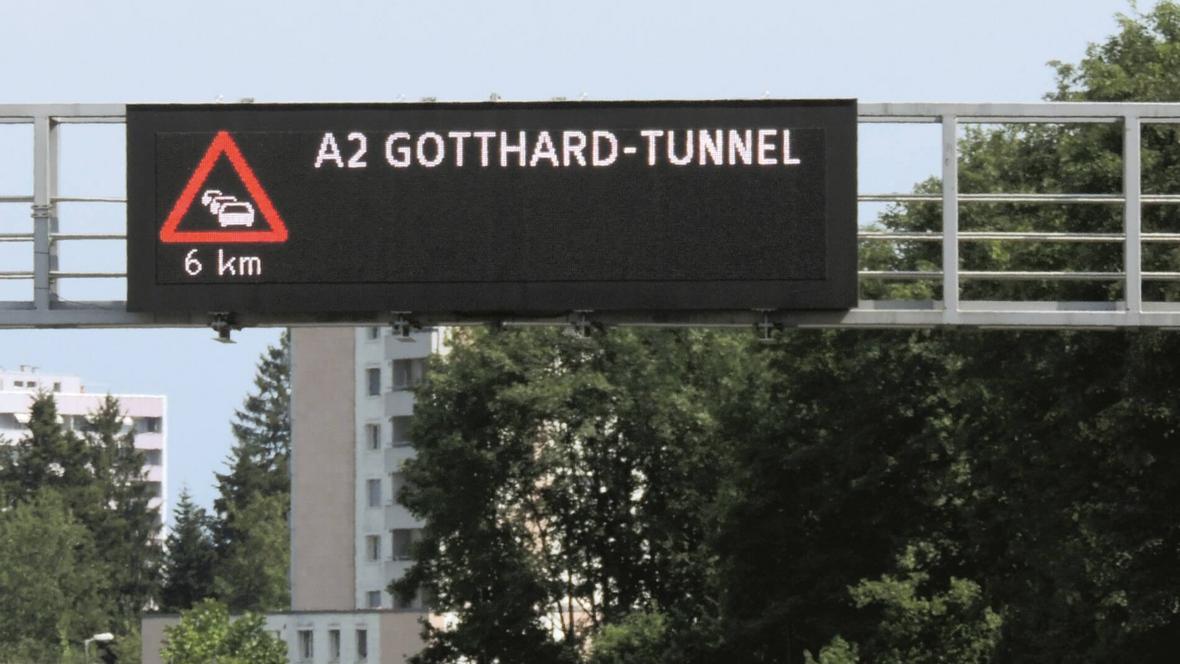Informationen vor Ort: Wechselsignale informieren auf Auto- und Hochleistungsstrassen über aktuelle Verkehrssituationen. Foto © Signal AG