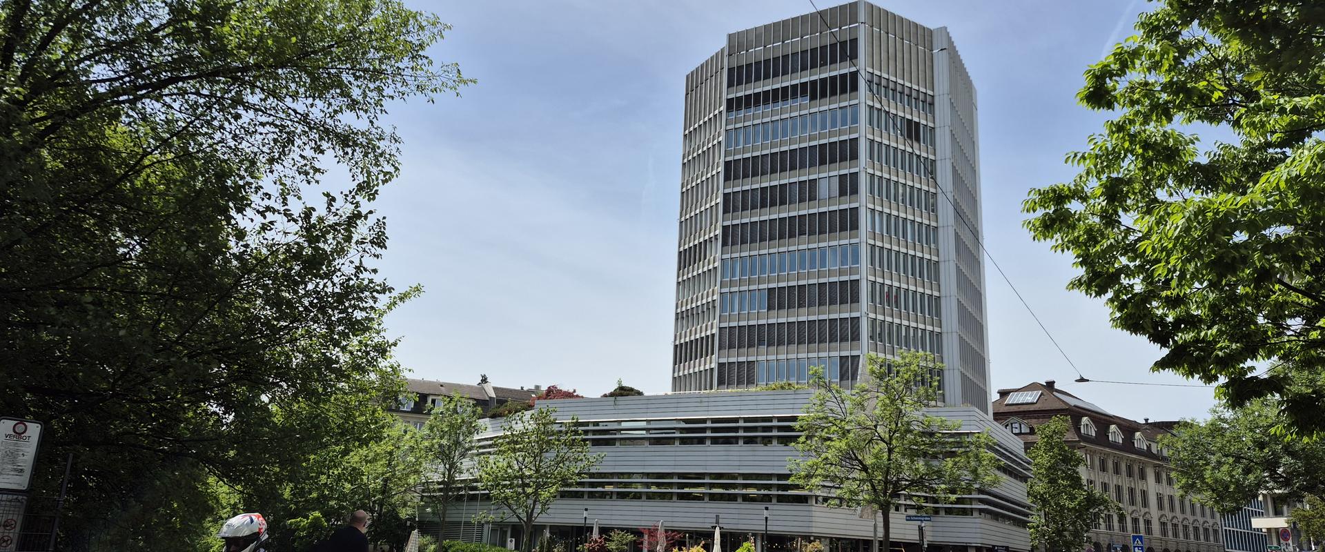 Hochhaus zur Schanzenbrücke